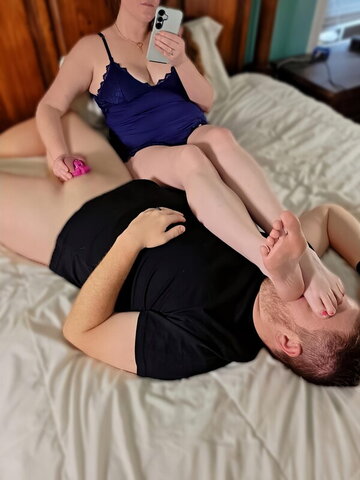 HotwifeAerialWinter nude photo 4