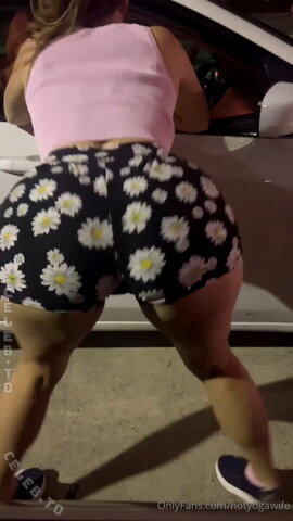 HotYogaWife – --> Download Click here