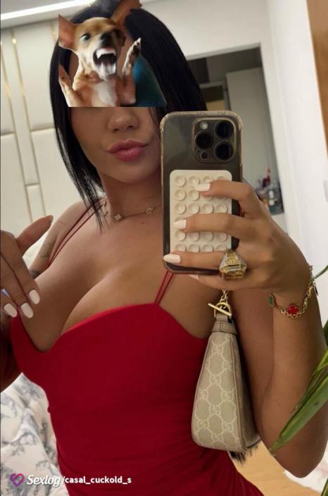 https: nude photo 1