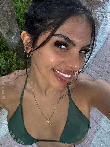 Hudabubbaaa nude photo 15