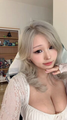Hyoon Hot (4 photos)