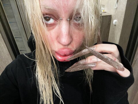 hyst3ricang3l nude photo 13