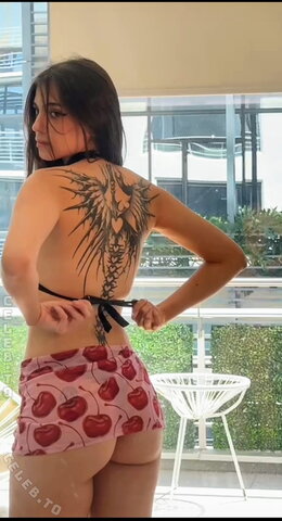 iaaras2 nude photo 11