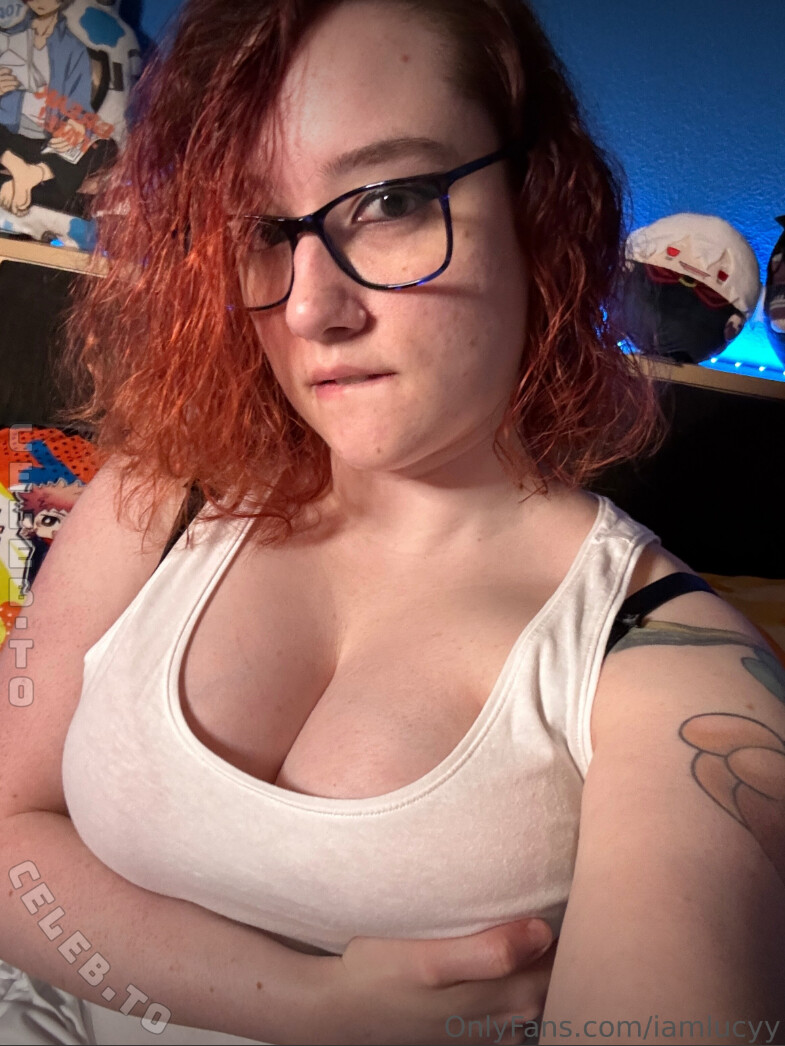 Iamlucyy nude photo 8