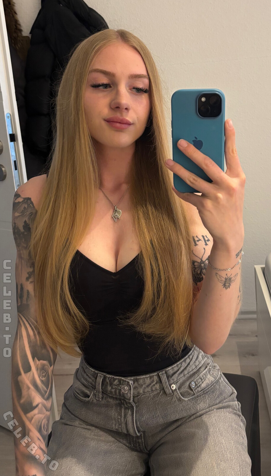 _iamnotsure_ nude photo 3