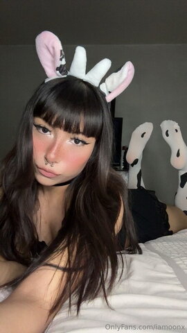 Iamoonx Sexy (2 photos)