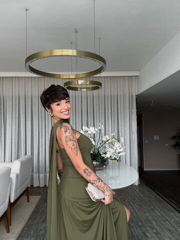 Iasmin Melo nude photo 10