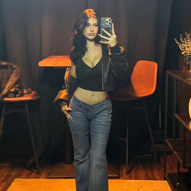 iema.29 nude photo 1