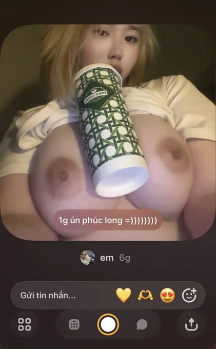 iembosua nude photo 2