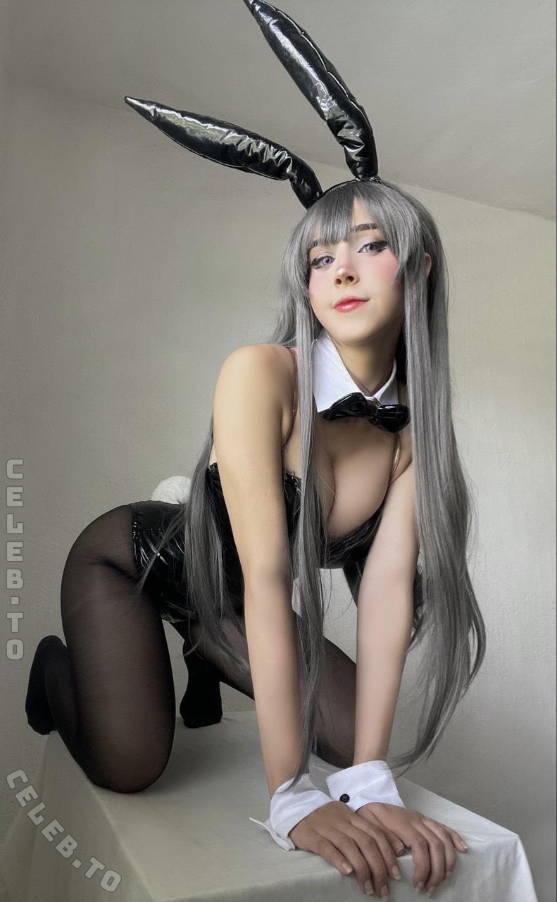 iitshina nude photo 8