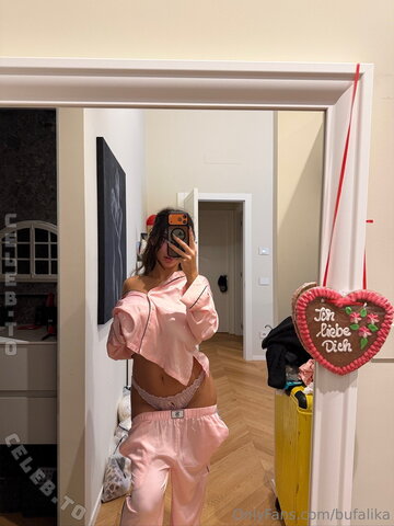 Ika Dauria nude photo 48