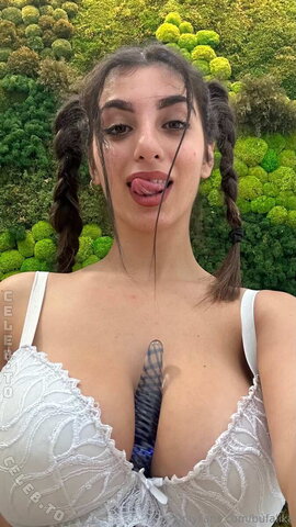 Ika Dauria nude photo 194