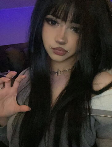 iljfgigi nude photo 2