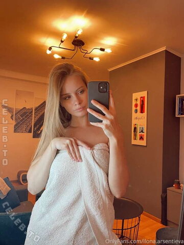 ilona arsentieva nude photo 17