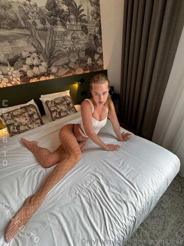 ilona arsentieva nude photo 25