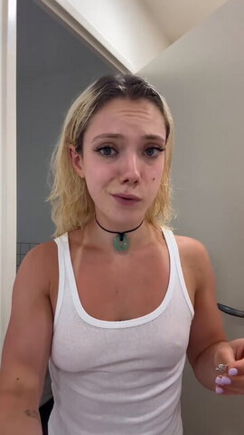 Ilovehercrookedteeth nude photo 19