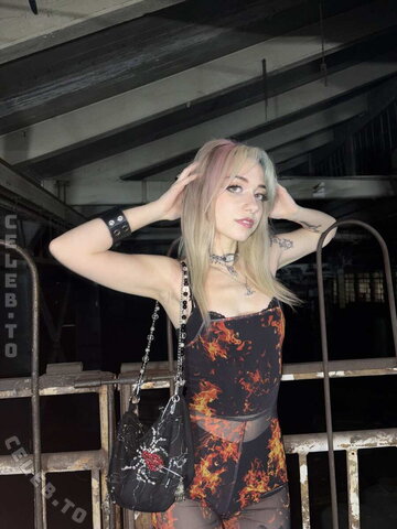 iluvmeww nude photo 71