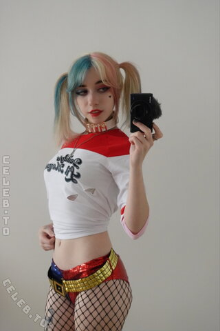 iluvmeww nude photo 8
