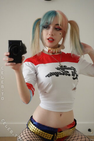 iluvmeww nude photo 7