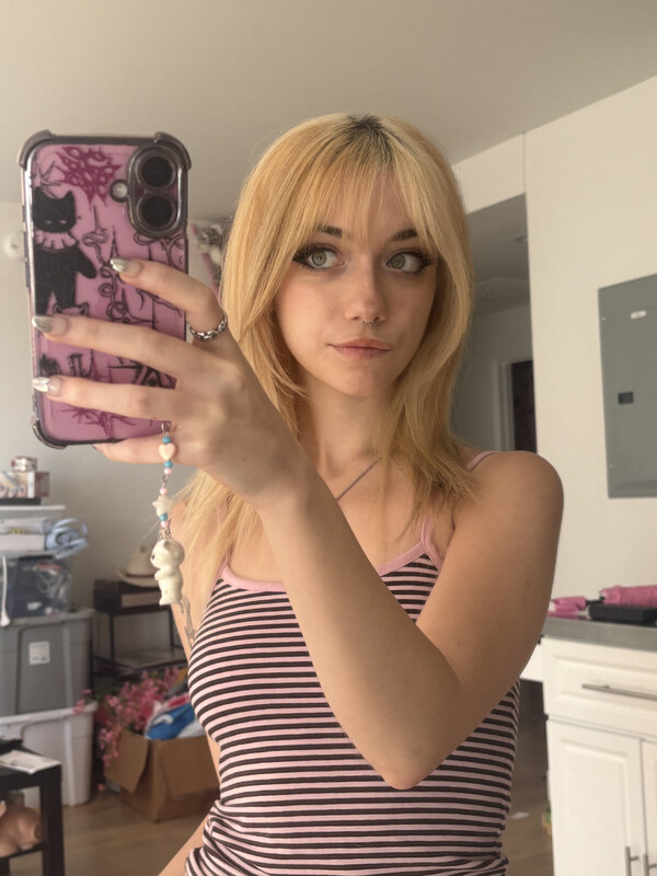 iluvmeww nude photo 4