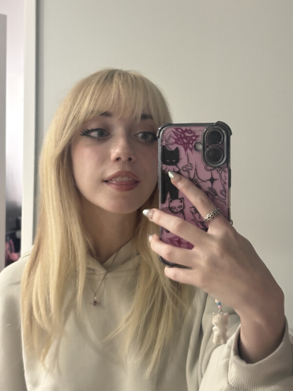 iluvmeww nude photo 10
