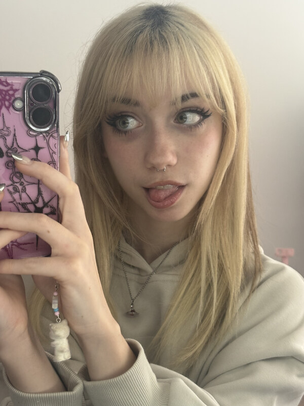 iluvmeww nude photo 21