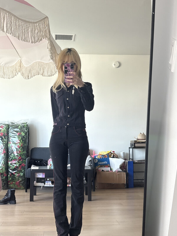 iluvmeww nude photo 2