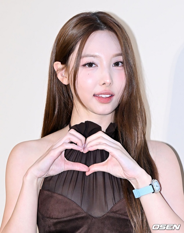 I’m Nayeon nude photo 6
