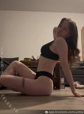 ima__gra nude photo 9