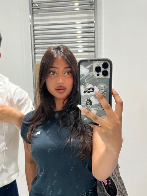 imanimalikaa nude photo 5