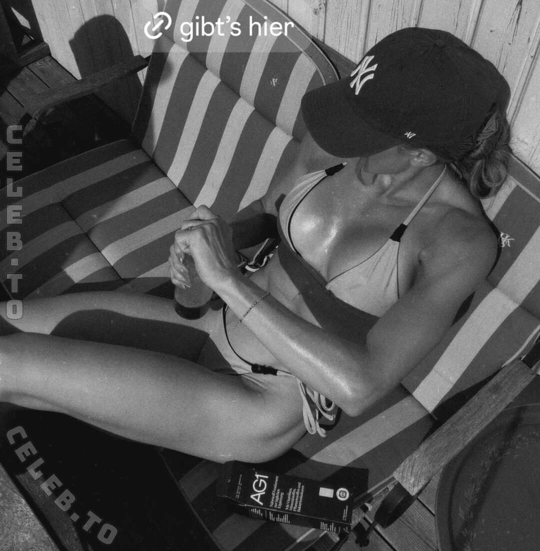 Imke Salander nude photo 1