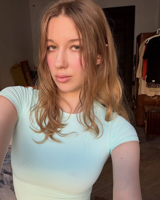 Imlovan nude photo 1