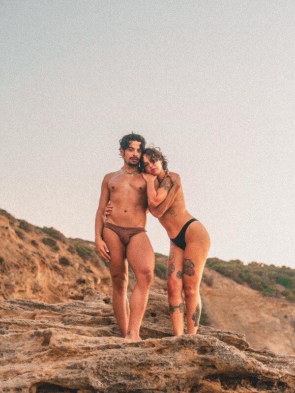 Imponderabile nude photo 2