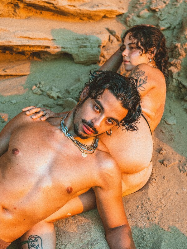 Imponderabile nude photo 8