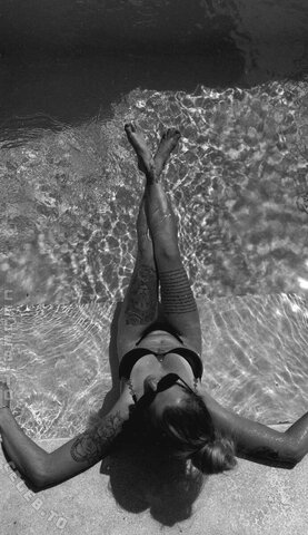 inaacoladaa nude photo 6