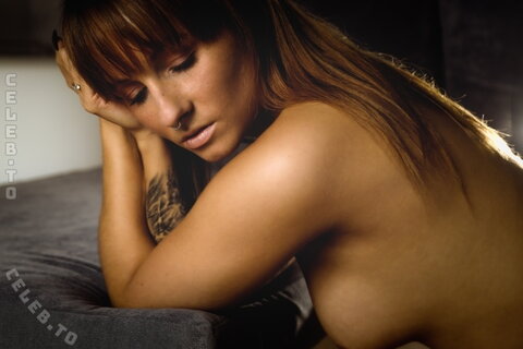 Inaa_Loves nude photo 1