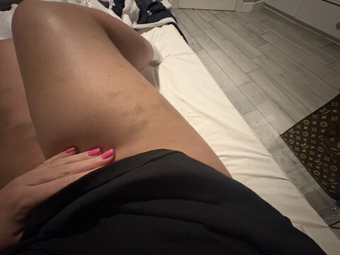 Inajitrust nude photo 14