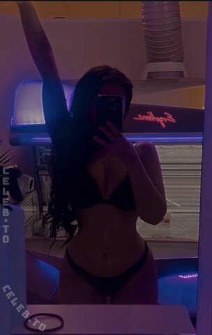 Inci.km nude photo 8