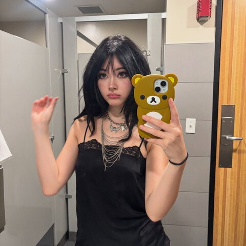 _ind1ka nude photo 3