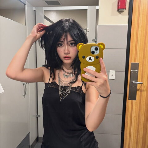 _ind1ka nude photo 2