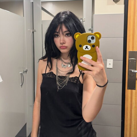 _ind1ka nude photo 1