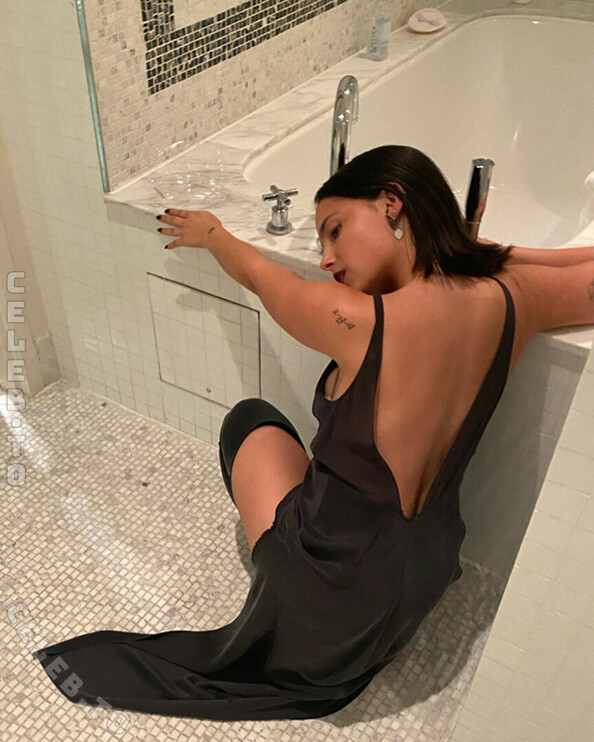 Inde Navarrette nude photo 3