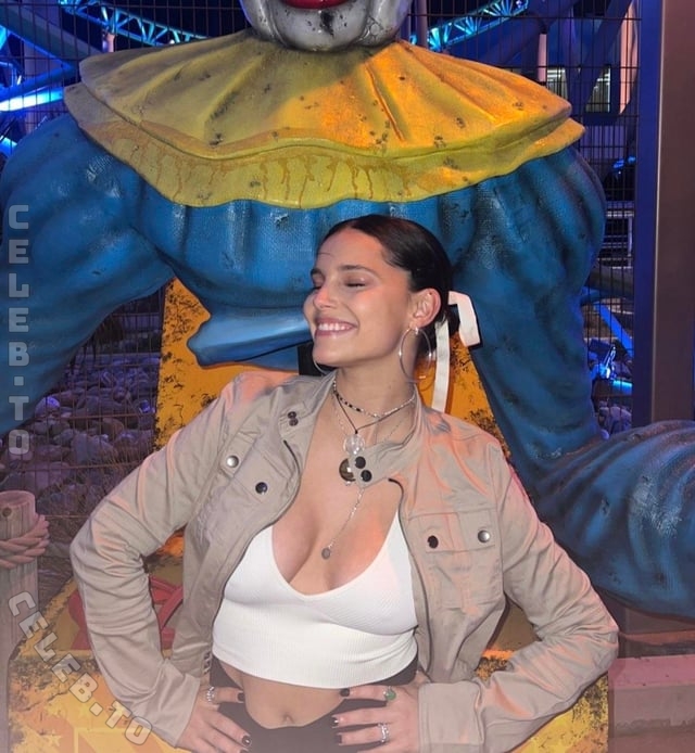 Inde Navarrette nude photo 3