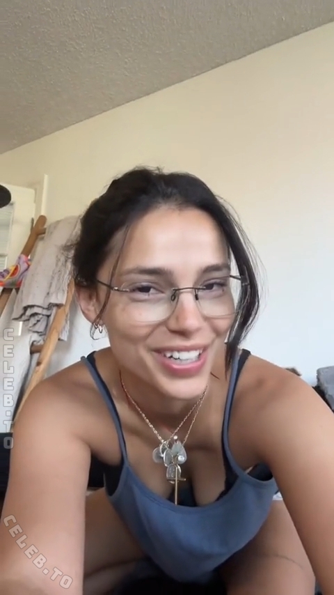 Inde Navarrette nude photo 12