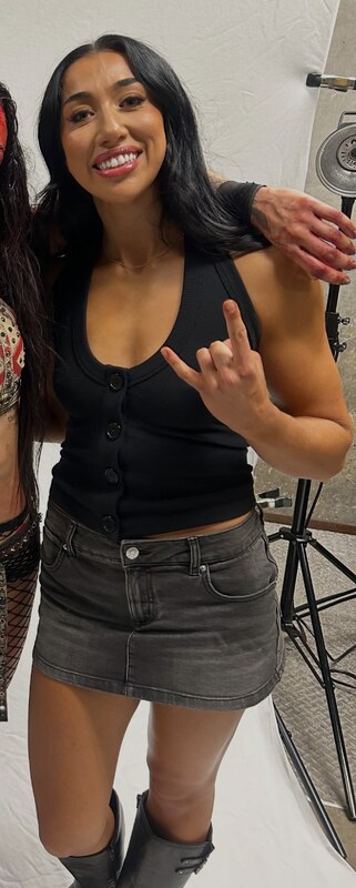 Indi Hartwell nude photo 7