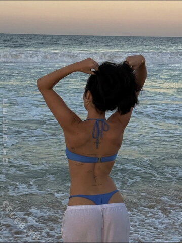 Indiana Massara nude photo 6