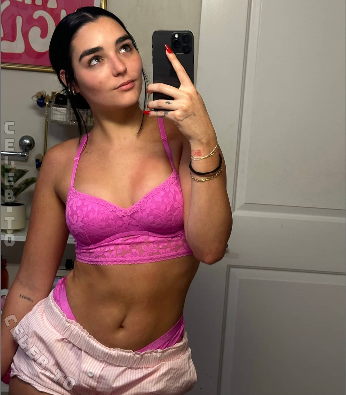 Indiana Massara nude photo 1