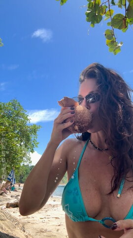 Ines Anioli Hot (2 photos)