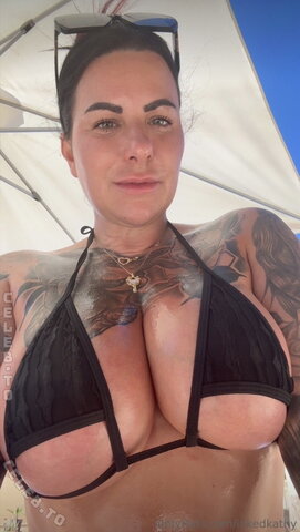 Inked Kathy nude photo 6