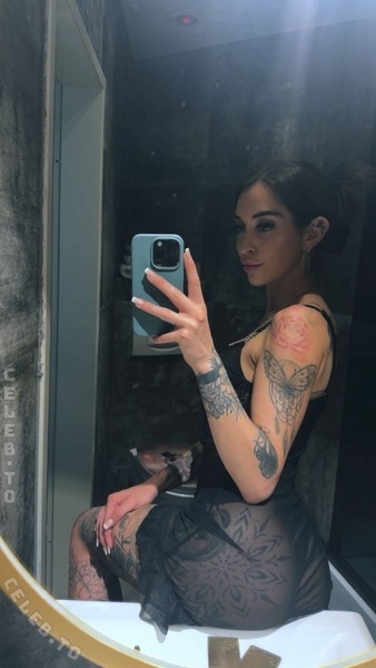 Inkedskinny nude photo 8